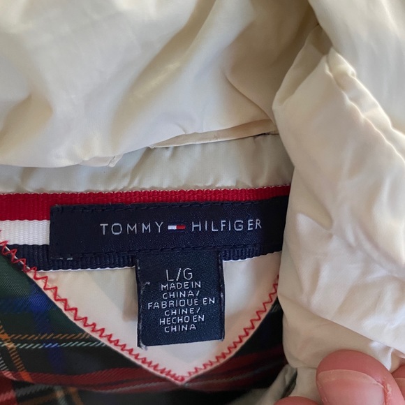 Tommy Hilfiger Cream Vest - Picture 3 of 3